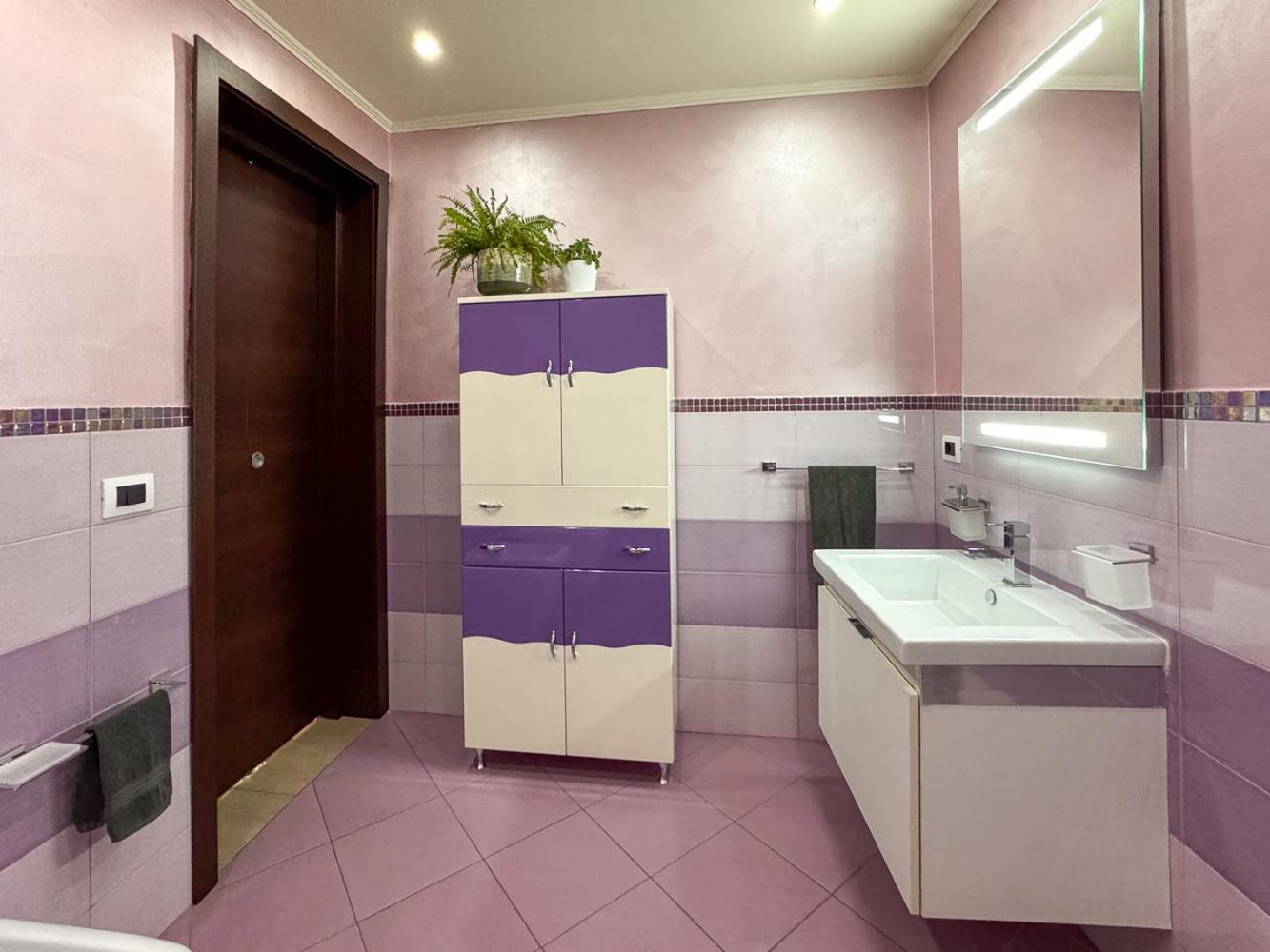 Kira House *