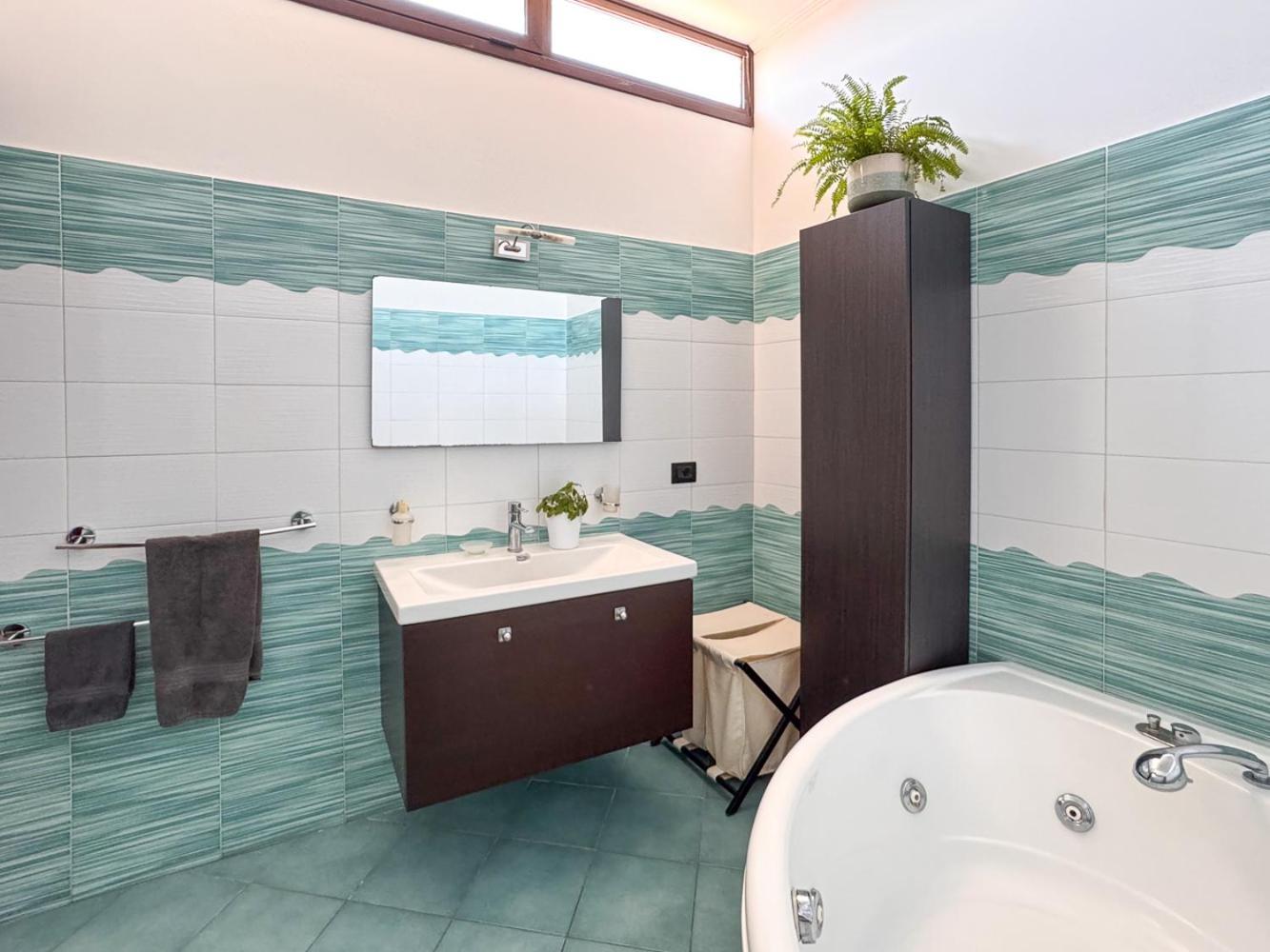 Apartment Kira House